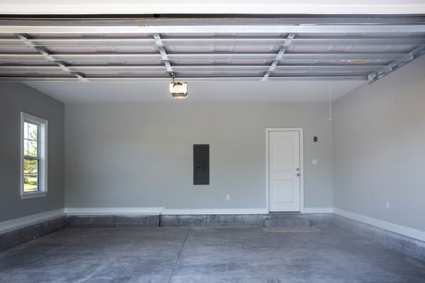 Cost of Garage Concrete Repair in Blue Springs